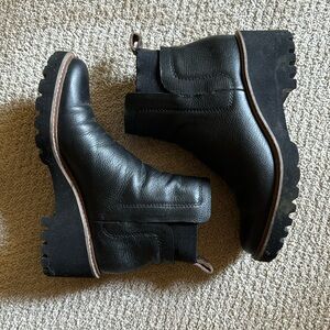 DV by dolce vita black Chelsea booties